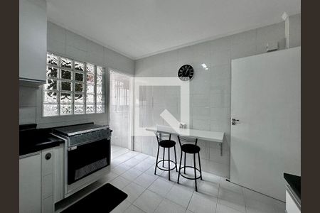 Apartamento à venda com 70m², 2 quartos e sem vaga Apartamento à venda com 70m², 2 quartos e sem vagaCozinha