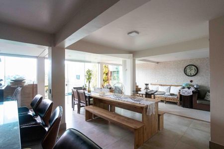 Casa para alugar com 660m², 4 quartos e 3 vagasEspaço Gourmet