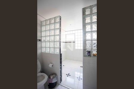 Casa para alugar com 660m², 4 quartos e 3 vagasBanheiro da Suíte 2