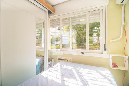 Quarto de apartamento à venda com 1 quarto, 42m² em Morro Santana, Porto Alegre
