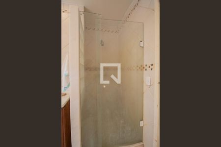 Casa à venda com 285m², 4 quartos e 4 vagas Casa à venda com 285m², 4 quartos e 4 vagasbanheiro 2