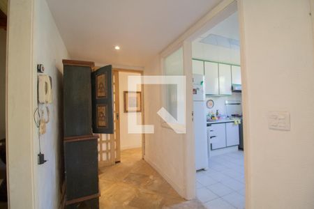 Casa à venda com 285m², 4 quartos e 4 vagas Casa à venda com 285m², 4 quartos e 4 vagashall da sala