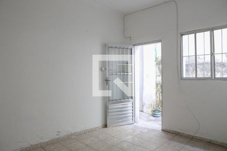 Casa à venda com 276m², 6 quartos e sem vaga Casa à venda com 276m², 6 quartos e sem vagaCasa 2 - Quarto