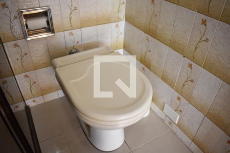 Casa para alugar com 170m², 3 quartos e 2 vagasBanheiro da Suíte