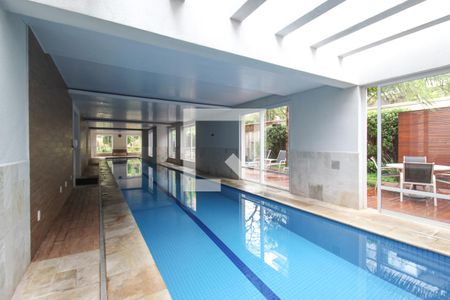 Apartamento à venda com 70m², 1 quarto e 1 vagaÁrea comum - Piscina