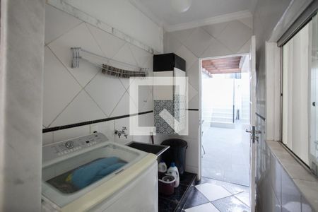 Casa à venda com 270m², 3 quartos e 1 vagaÁrea de Serviço