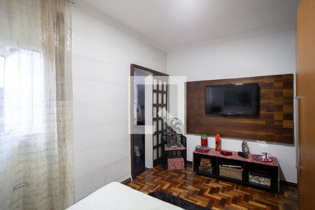 Casa à venda com 270m², 3 quartos e 1 vagaSuíte