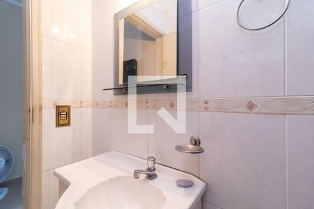 Casa à venda com 160m², 4 quartos e 2 vagasBanheiro da Suíte