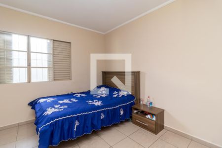 Casa à venda com 160m², 4 quartos e 2 vagasSuíte