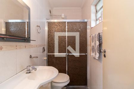 Casa à venda com 160m², 4 quartos e 2 vagasBanheiro da Suíte