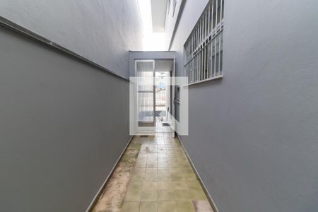 Casa à venda com 160m², 4 quartos e 2 vagasCorredor Lateral