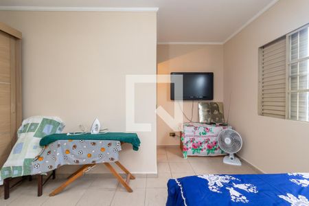 Casa à venda com 160m², 4 quartos e 2 vagasSuíte