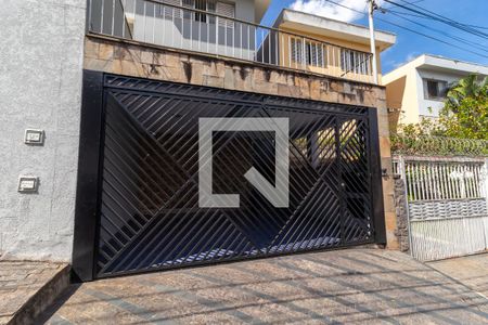 Casa à venda com 160m², 4 quartos e 2 vagasFachada