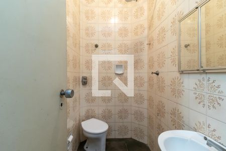 Casa à venda com 160m², 4 quartos e 2 vagasBanheiro de Serviço