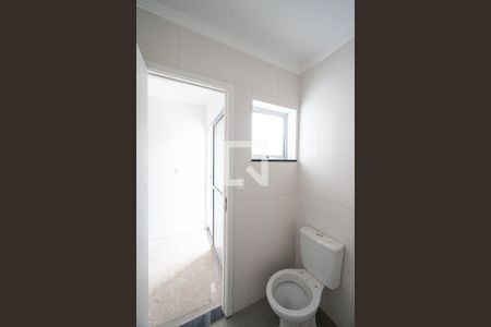 Casa à venda com 80m², 3 quartos e 2 vagas Casa à venda com 80m², 3 quartos e 2 vagasBanheiro da Suíte