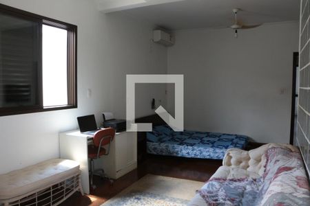 Casa à venda com 190m², 3 quartos e 3 vagas Casa à venda com 190m², 3 quartos e 3 vagasQuarto 1 - Suíte