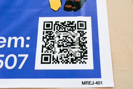 Casa à venda com 190m², 3 quartos e 3 vagas Casa à venda com 190m², 3 quartos e 3 vagasPlaca