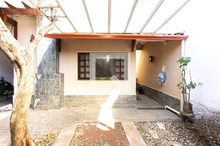 Casa à venda com 190m², 3 quartos e 3 vagas Casa à venda com 190m², 3 quartos e 3 vagasGaragem