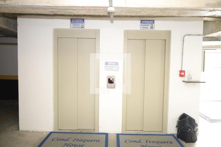 Apartamento à venda com 150m², 2 quartos e 1 vagaGaragem - elevadores