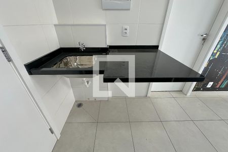 Apartamento à venda com 32m², 1 quarto e sem vaga Apartamento à venda com 32m², 1 quarto e sem vagaCozinha e Área de Serviço