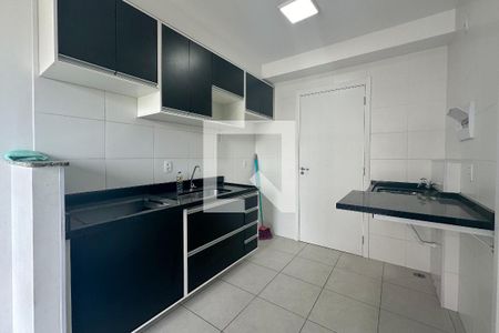 Apartamento à venda com 32m², 1 quarto e sem vaga Apartamento à venda com 32m², 1 quarto e sem vagaCozinha e Área de Serviço