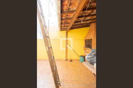 Casa à venda com 75m², 3 quartos e 2 vagas Casa à venda com 75m², 3 quartos e 2 vagasÁrea - Churrasqueira