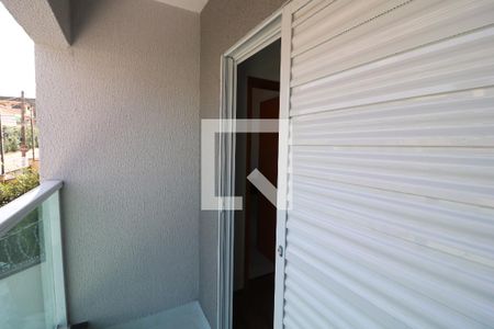 Casa à venda com 97m², 2 quartos e 4 vagasVaranda da Suíte 2