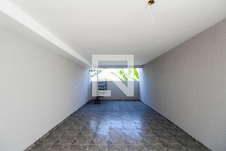 Casa à venda com 97m², 2 quartos e 4 vagas Casa à venda com 97m², 2 quartos e 4 vagasÁrea comum