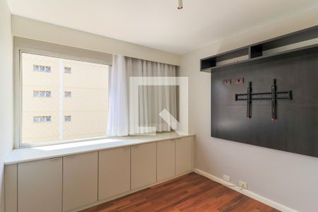 Quarto 1 de apartamento para alugar com 2 quartos, 75m² em Campo Belo, São Paulo