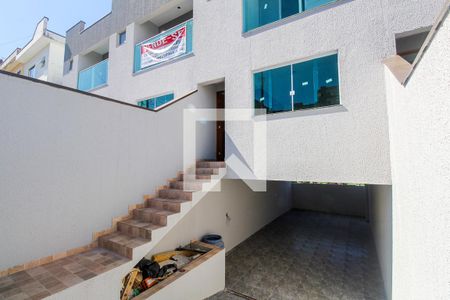 Casa à venda com 97m², 2 quartos e 4 vagas Casa à venda com 97m², 2 quartos e 4 vagasArea comum