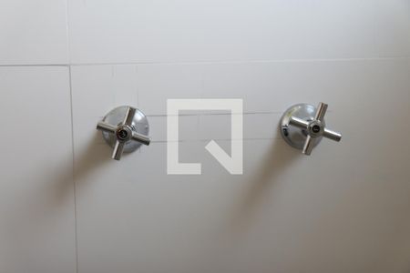 Casa à venda com 97m², 2 quartos e 4 vagasBanheiro da Suíte 2