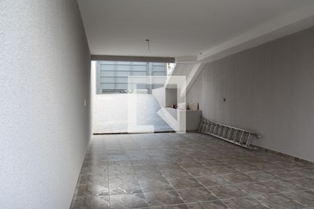 Casa à venda com 97m², 2 quartos e 4 vagasGaragem