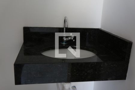 Casa à venda com 97m², 2 quartos e 4 vagasLavabo