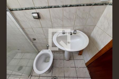 Casa à venda com 137m², 3 quartos e 2 vagas Casa à venda com 137m², 3 quartos e 2 vagasBanheiro 1