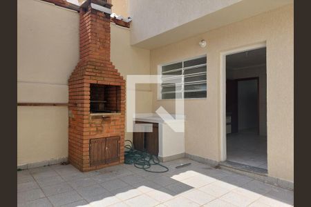 Casa à venda com 137m², 3 quartos e 2 vagas Casa à venda com 137m², 3 quartos e 2 vagasQuintal