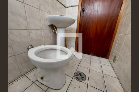 Casa à venda com 137m², 3 quartos e 2 vagas Casa à venda com 137m², 3 quartos e 2 vagasBanheiro 1