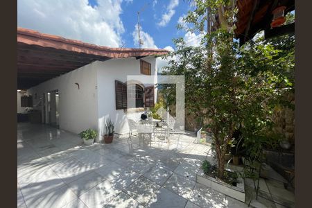 Casa à venda com 150m², 2 quartos e 4 vagasJardim