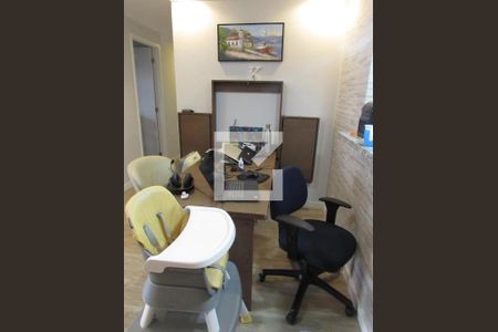 Apartamento à venda com 70m², 3 quartos e 1 vagaEscritório