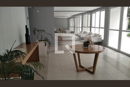 Apartamento à venda com 70m², 3 quartos e 1 vaga Apartamento à venda com 70m², 3 quartos e 1 vagaHall
