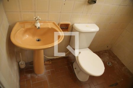 Casa à venda com 152m², 3 quartos e 2 vagasBanheiro 1