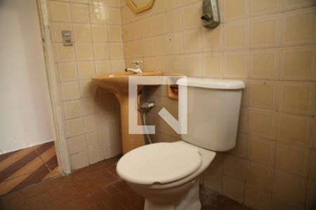 Casa à venda com 152m², 3 quartos e 2 vagasBanheiro 1