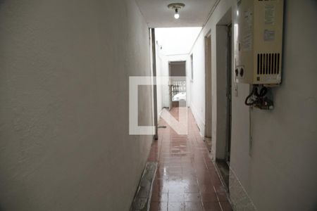 Casa à venda com 152m², 3 quartos e 2 vagasCOrredor externo