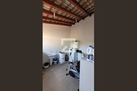 Casa à venda com 400m², 3 quartos e 2 vagas Casa à venda com 400m², 3 quartos e 2 vagasÁrea de Serviço