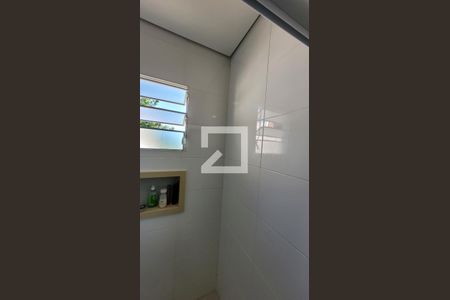 Casa à venda com 400m², 3 quartos e 2 vagas Casa à venda com 400m², 3 quartos e 2 vagasBanheiro Externo 2