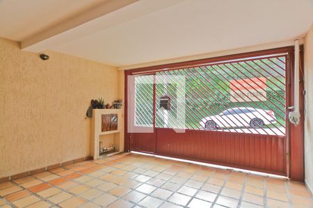 Casa à venda com 216m², 3 quartos e 2 vagas Casa à venda com 216m², 3 quartos e 2 vagasGaragem