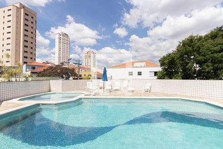 Apartamento à venda com 224m², 4 quartos e 4 vagasÁrea comum - Piscina