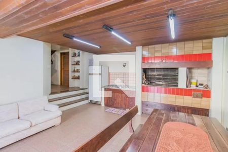 Casa à venda com 352m², 4 quartos e 4 vagas
