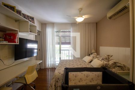 Casa à venda com 625m², 5 quartos e 2 vagas Casa à venda com 625m², 5 quartos e 2 vagasSuíte 2