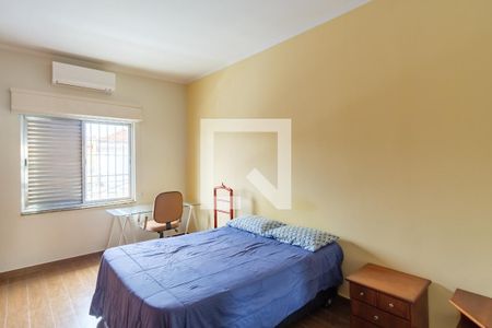 Casa à venda com 293m², 3 quartos e 5 vagasQuarto 2