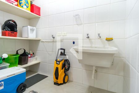 Casa à venda com 293m², 3 quartos e 5 vagasLavanderia